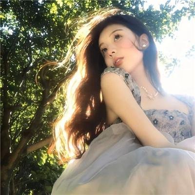 弯曲幸运草