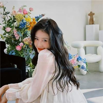 阳台上的坏女孩
